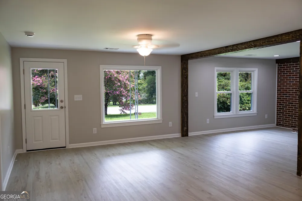 2292 Blacksnake RD Mount Airy, GA 30563