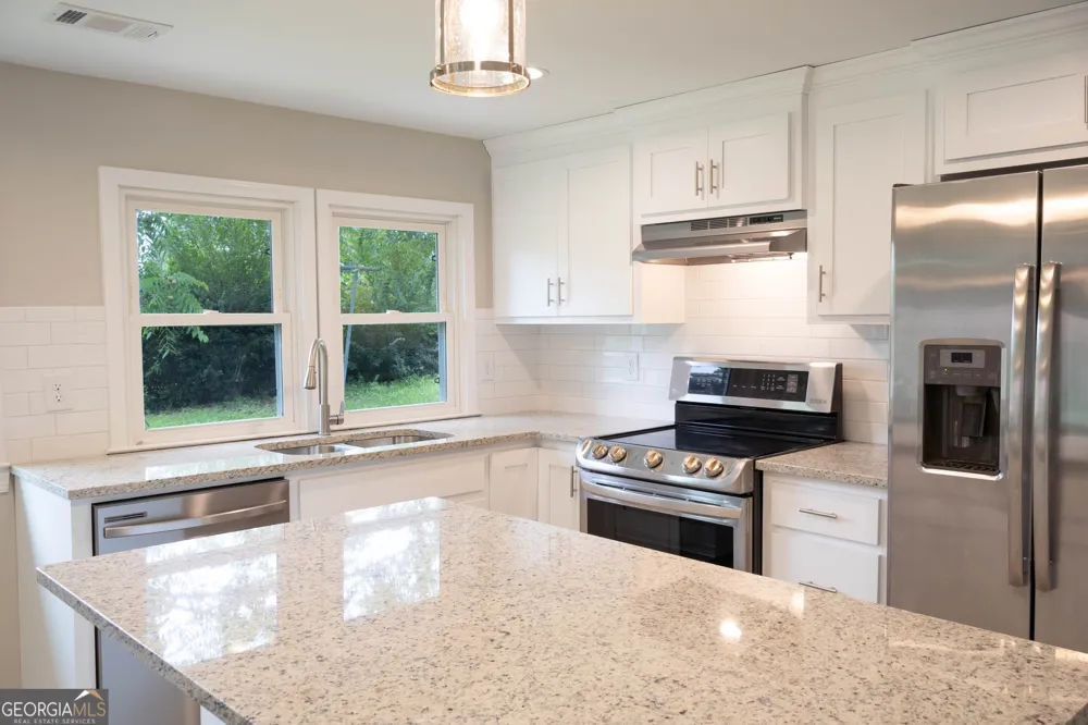 2292 Blacksnake RD Mount Airy, GA 30563
