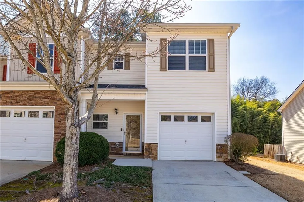536 Oakside Place Acworth, GA 30102