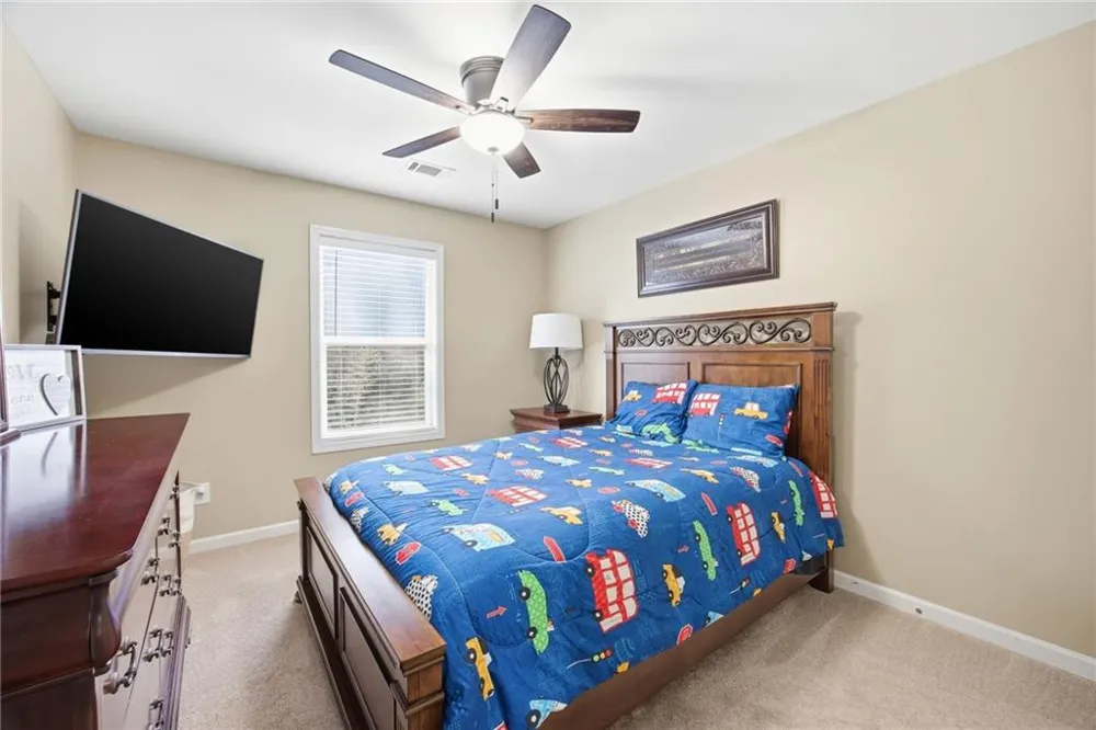 536 Oakside Place Acworth, GA 30102