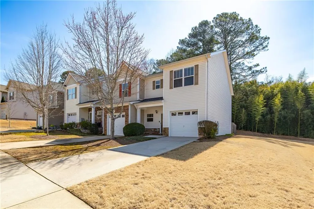 536 Oakside Place Acworth, GA 30102