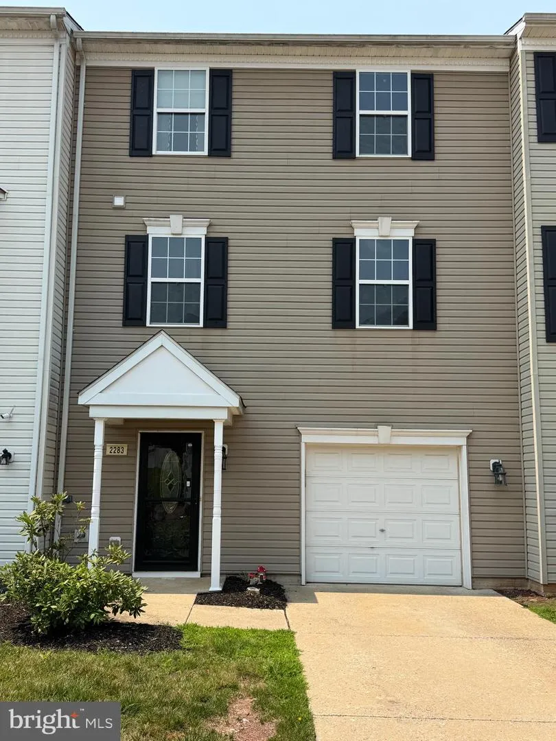 2283 WALNUT BOTTOM ROAD #33 York, PA 17408