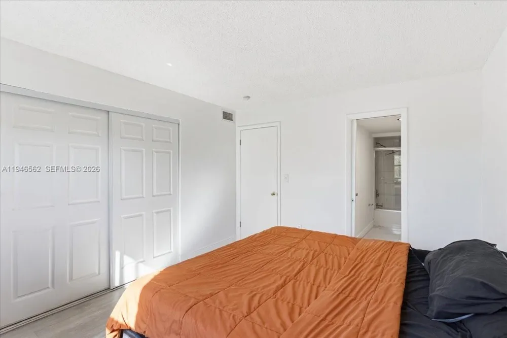 17255 SW 95th Ave #355 Palmetto Bay, FL 33157