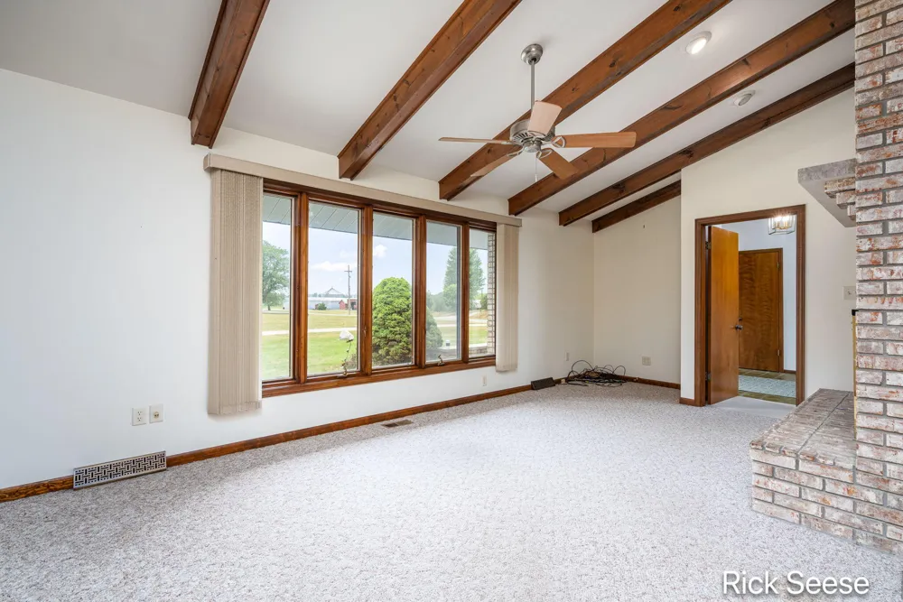 7290 Wingeier Avenue SE Alto, MI 49302