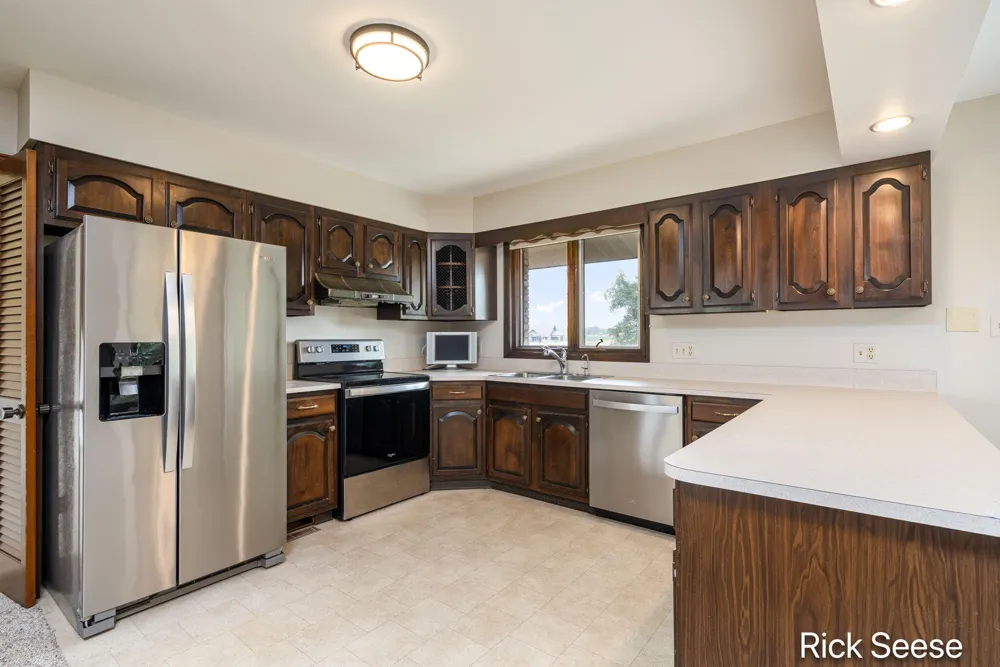 7290 Wingeier Avenue SE Alto, MI 49302