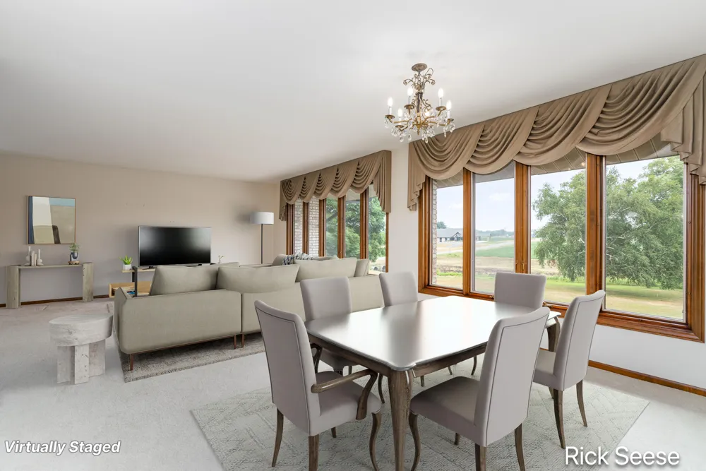 7290 Wingeier Avenue SE Alto, MI 49302