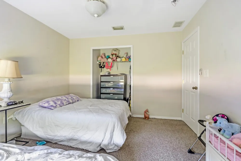 18 Burning Bush Place Palm Coast, FL 32137
