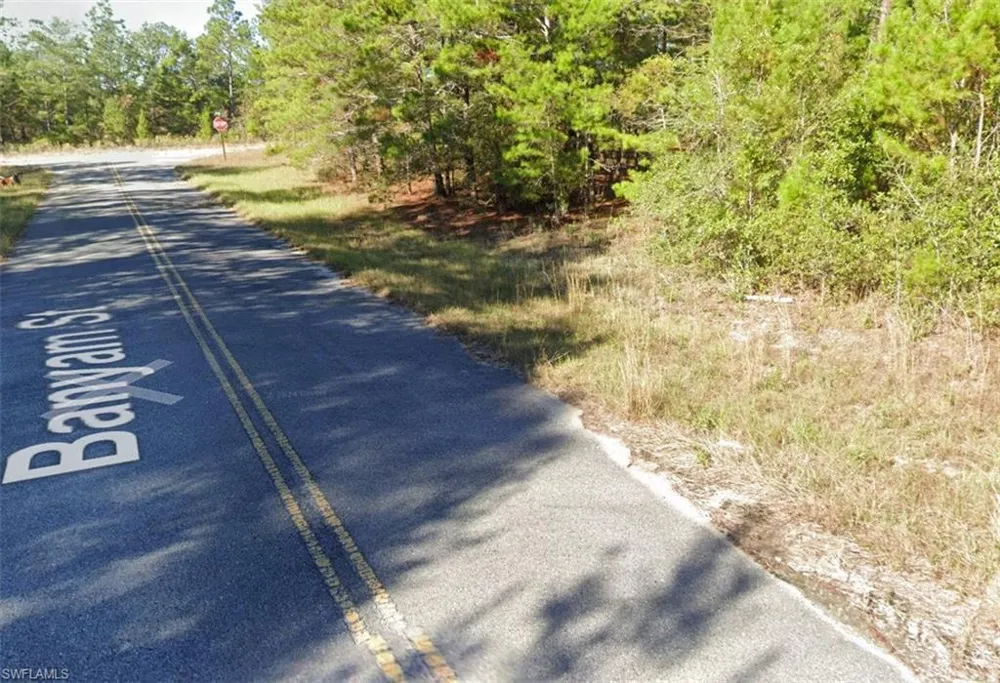 Banyam Street Chipley, FL 32428