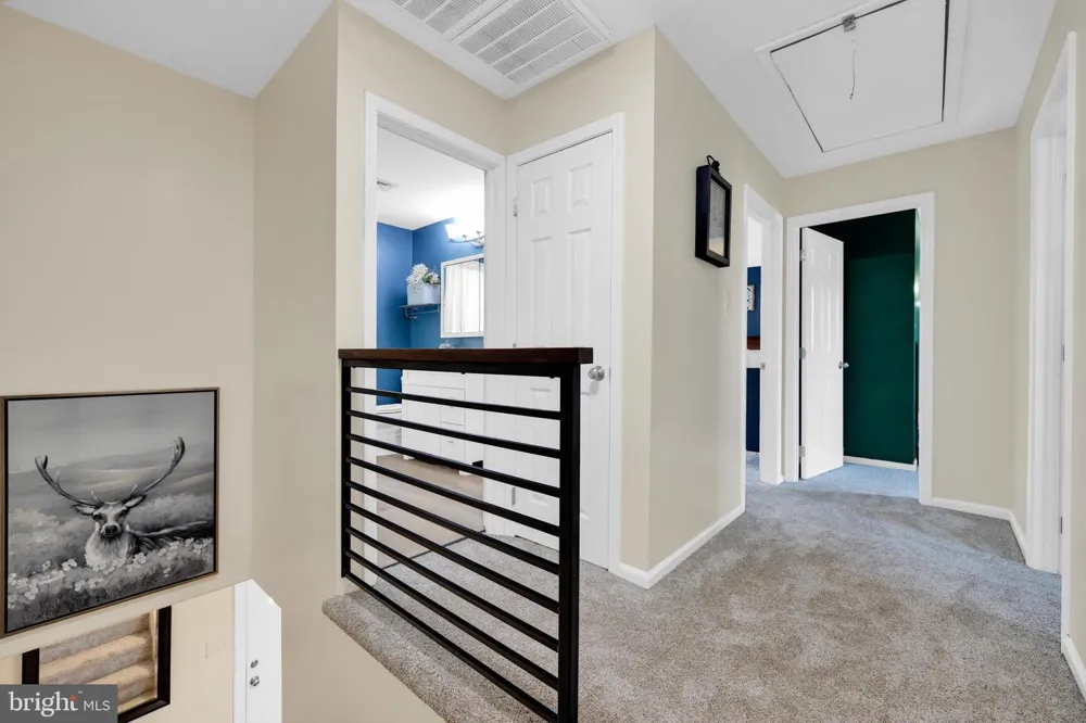 4 SUNSET DRIVE Douglassville, PA 19518