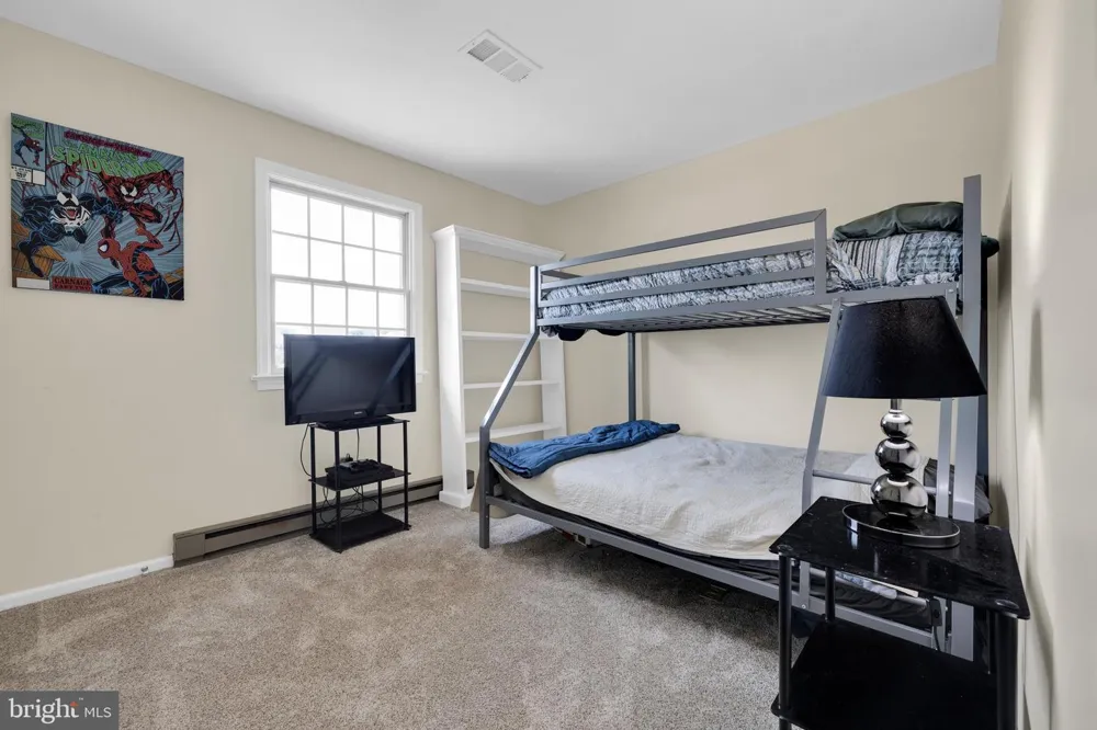4 SUNSET DRIVE Douglassville, PA 19518