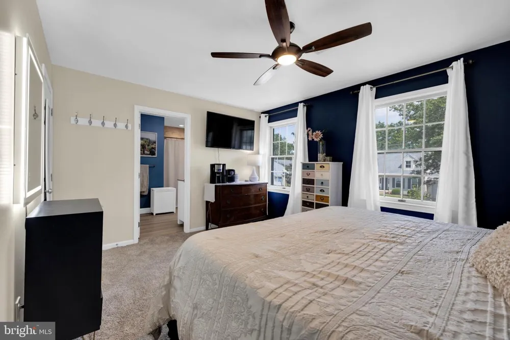 4 SUNSET DRIVE Douglassville, PA 19518