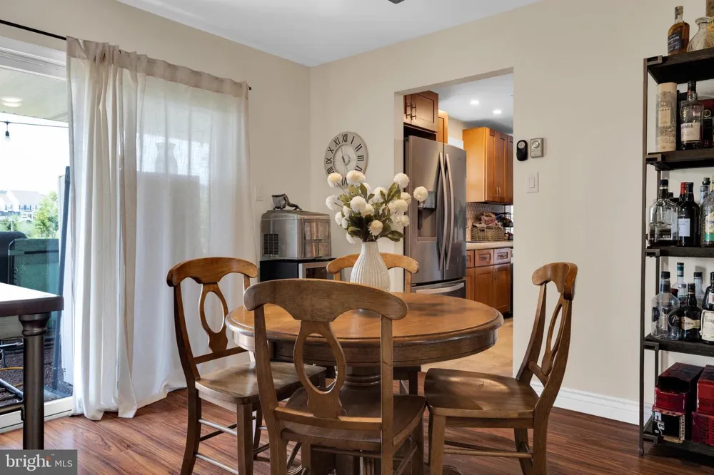 4 SUNSET DRIVE Douglassville, PA 19518