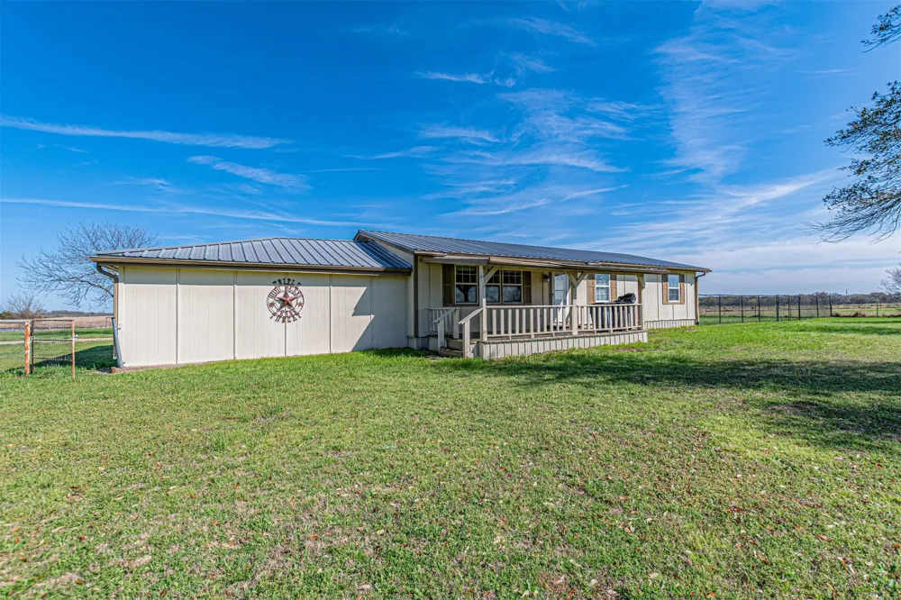 2721 Fm 2649 Lone Oak, TX 75453