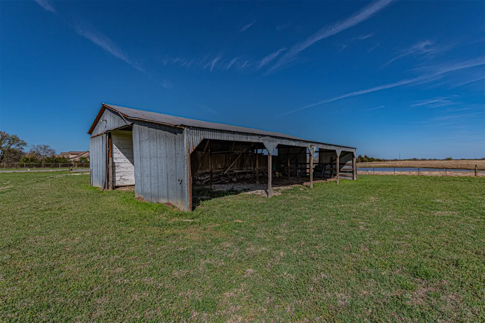 2721 Fm 2649 Lone Oak, TX 75453