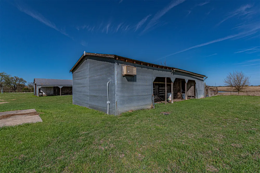 2721 Fm 2649 Lone Oak, TX 75453