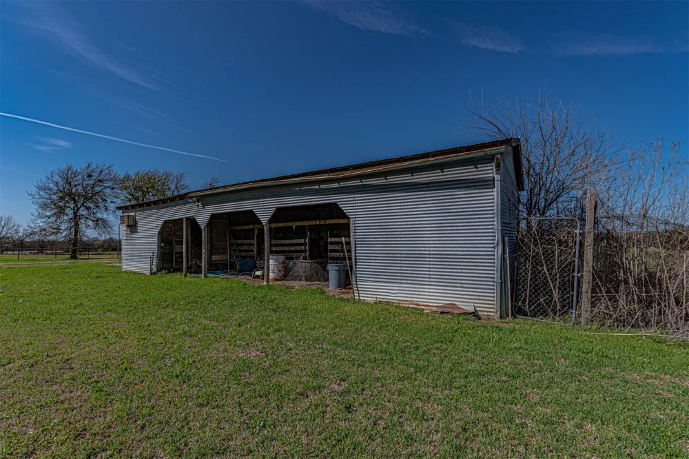 2721 Fm 2649 Lone Oak, TX 75453