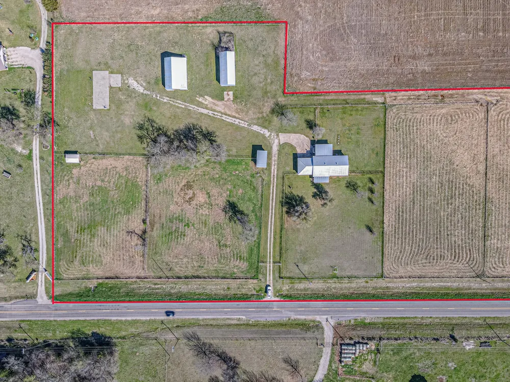 2721 Fm 2649 Lone Oak, TX 75453