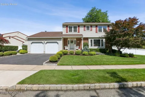 4 Van Loan Avenue
