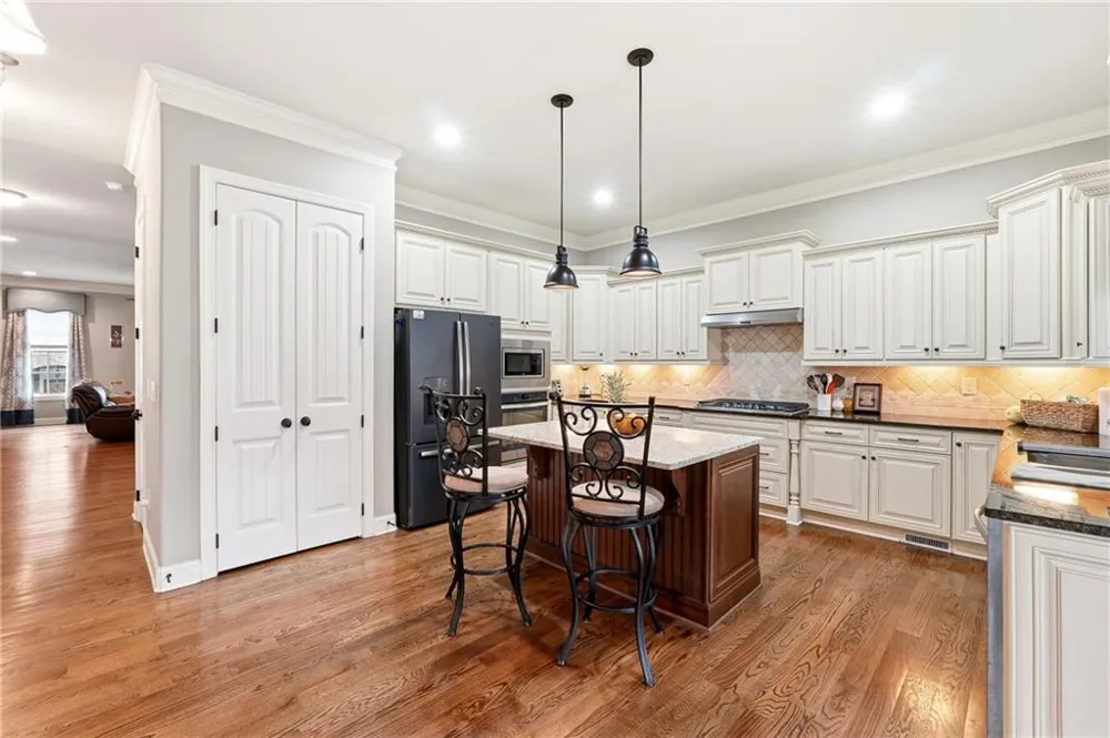 265 Trecastle Square Canton, GA 30114