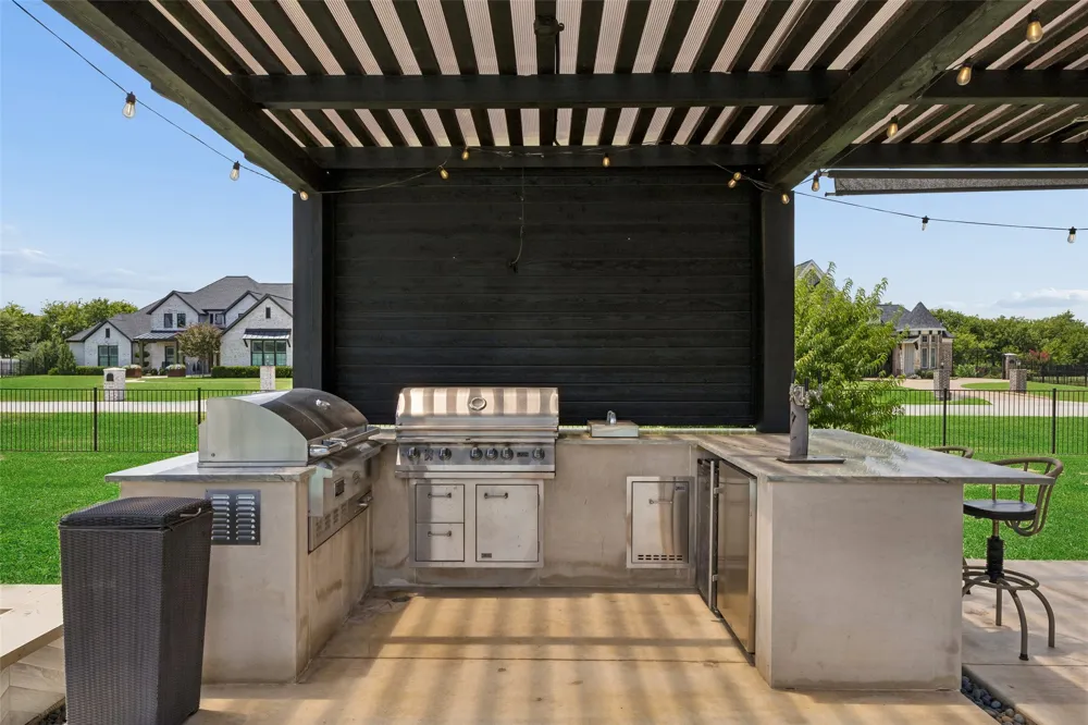 6300 Warwick Way Parker, TX 75002