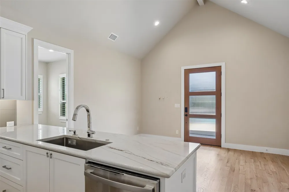 6300 Warwick Way Parker, TX 75002