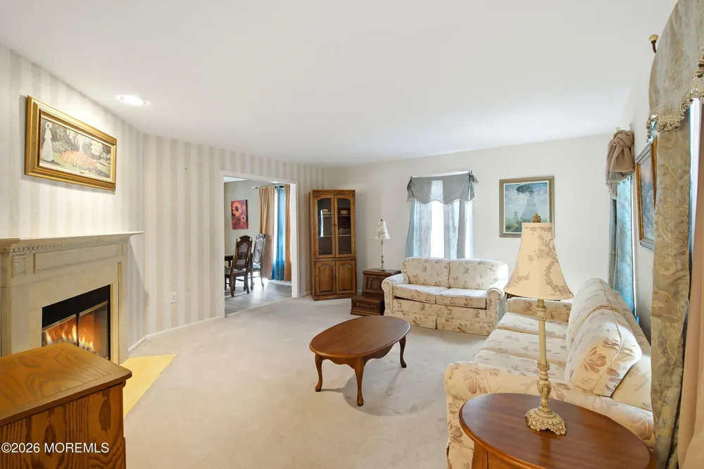 526 E Revere Way Galloway, NJ 08205