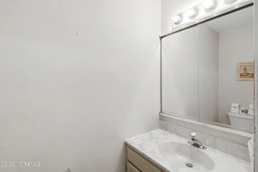 526 E Revere Way Galloway, NJ 08205