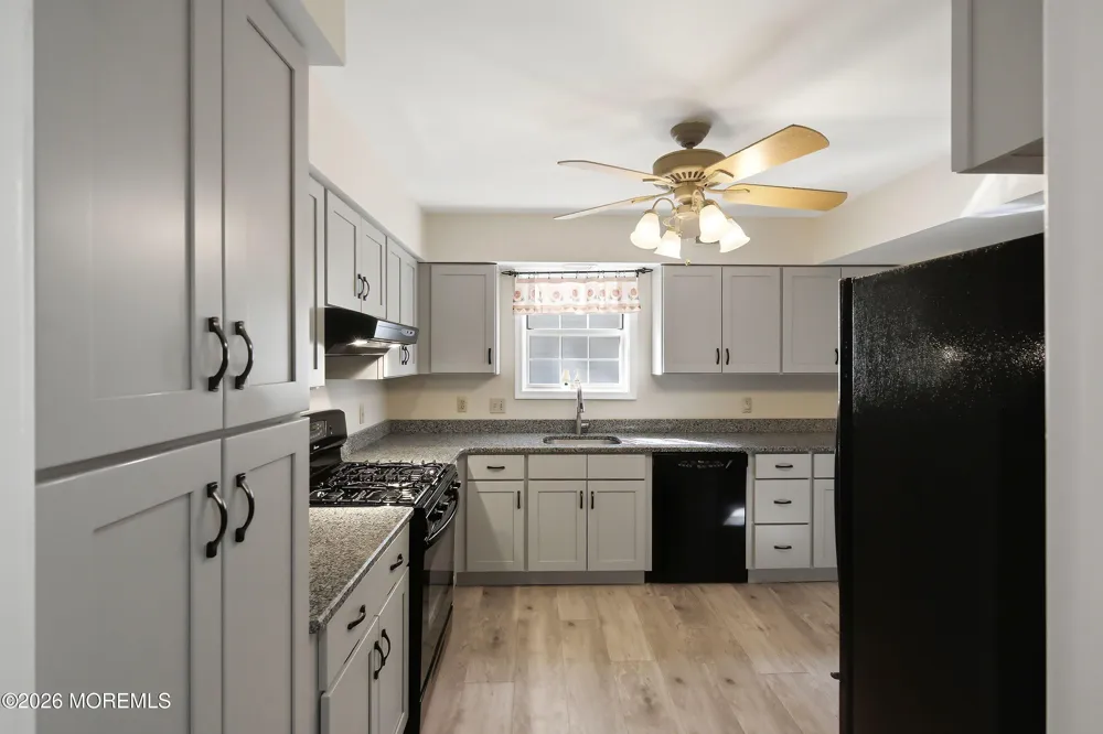 526 E Revere Way Galloway, NJ 08205