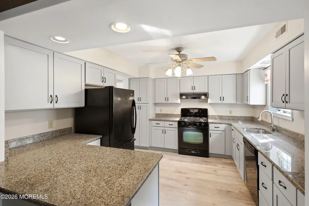 526 E Revere Way Galloway, NJ 08205
