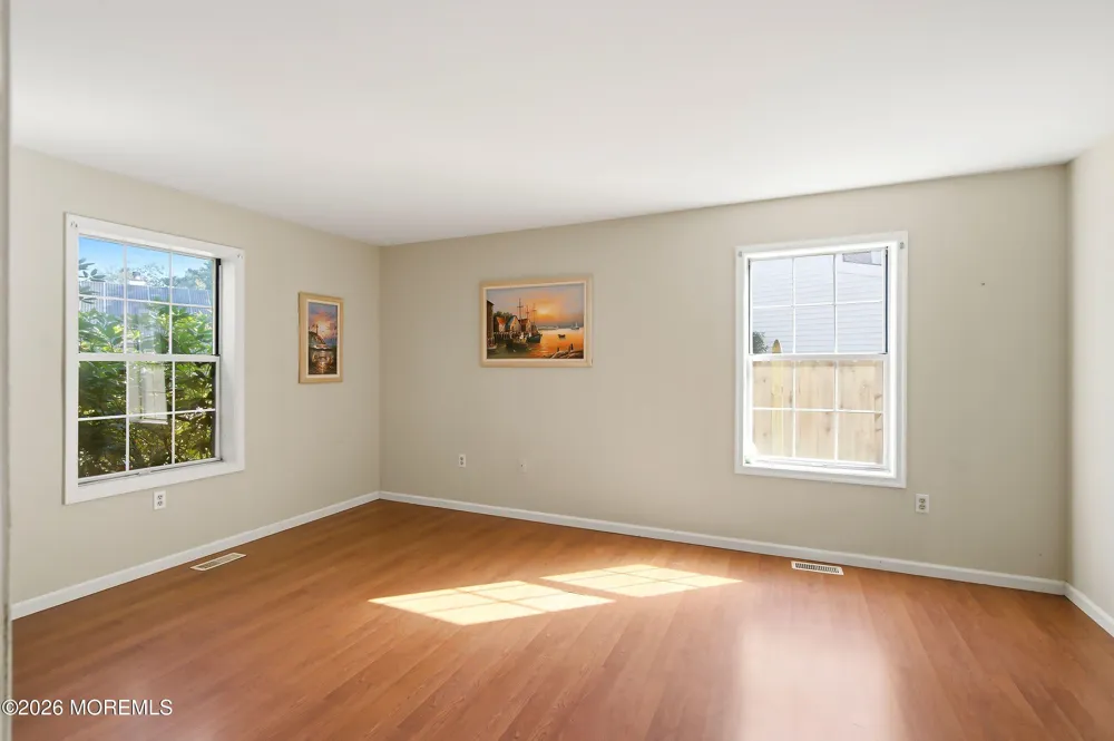 526 E Revere Way Galloway, NJ 08205