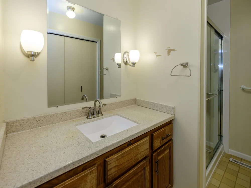 5005 Green Meadow Road Oshtemo Charter Township, MI 49009