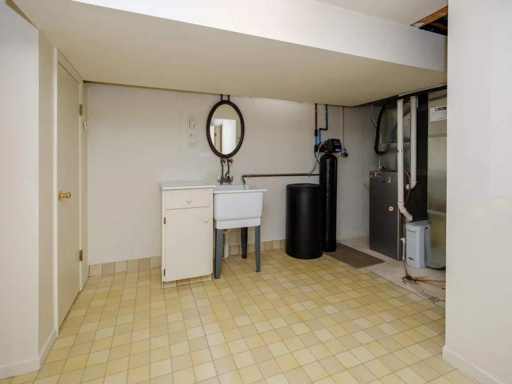 5005 Green Meadow Road Oshtemo Charter Township, MI 49009