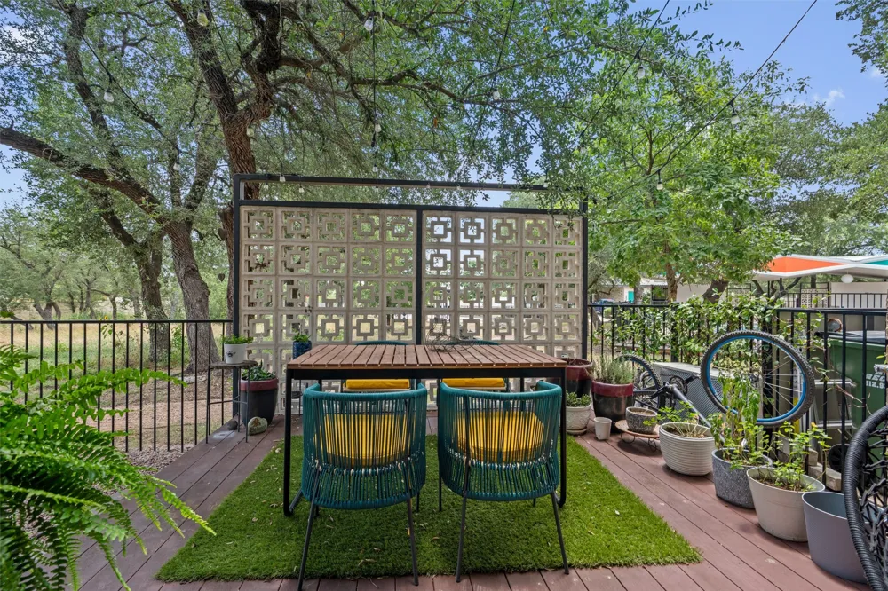 408 Starlight Village Loop Leander, TX 78641
