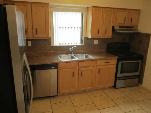 9077 E HIGHLAND PINES DRIVE #9077 Palm Beach Gardens, FL 33418