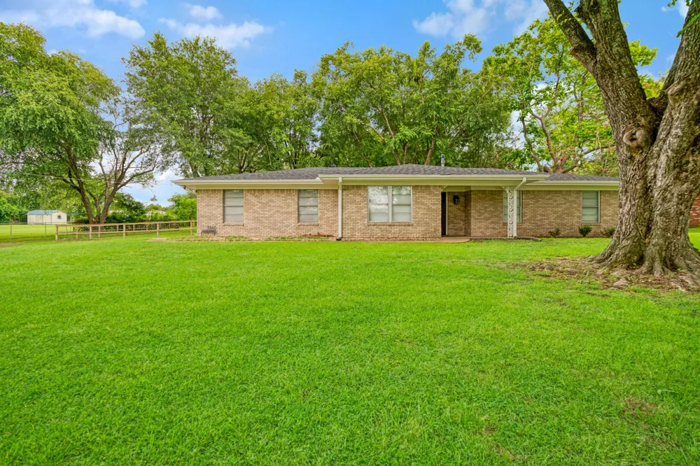5880 Pine Mill Road Reno, TX 75462