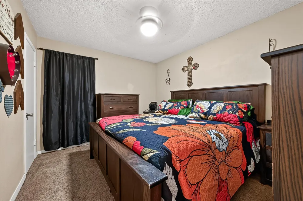 206 S Mattson Street West Columbia, TX 77486