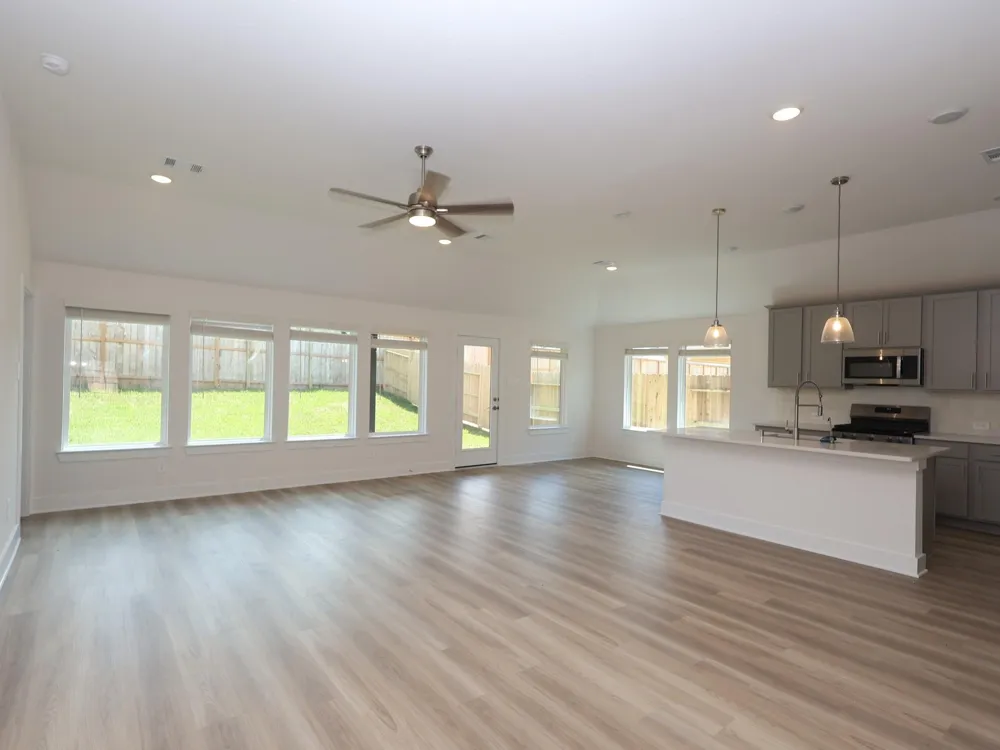 10591 Annex Avenue Montgomery, TX 77316