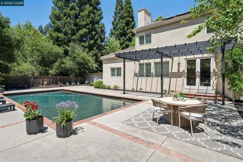 136 Lark Court Alamo, CA 94507