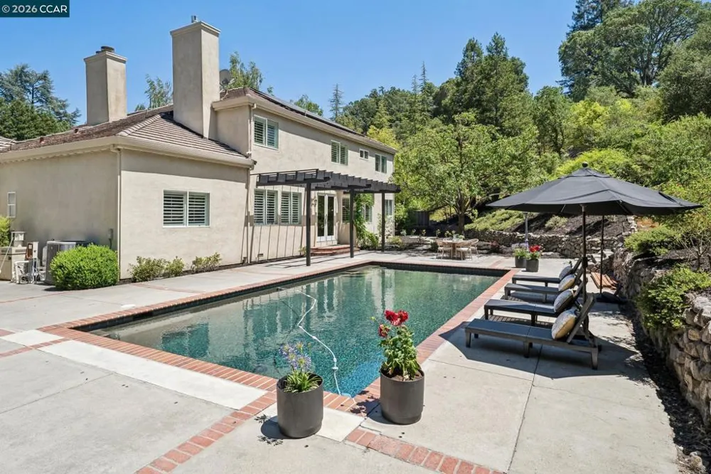 136 Lark Court Alamo, CA 94507