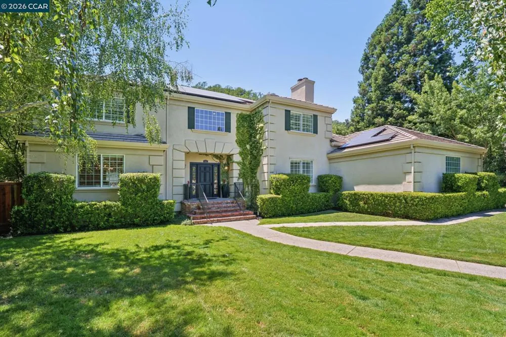 136 Lark Court Alamo, CA 94507