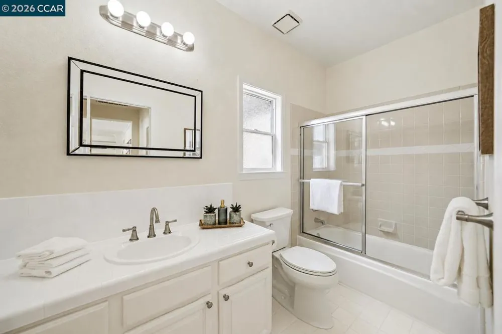 136 Lark Court Alamo, CA 94507
