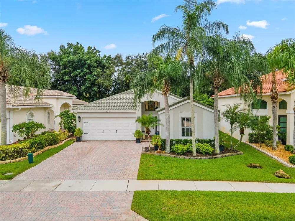 4221 Bluff Harbor Way Wellington, FL 33449