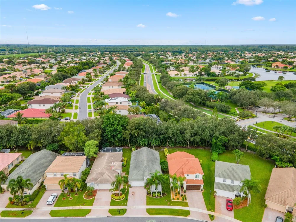 4221 Bluff Harbor Way Wellington, FL 33449