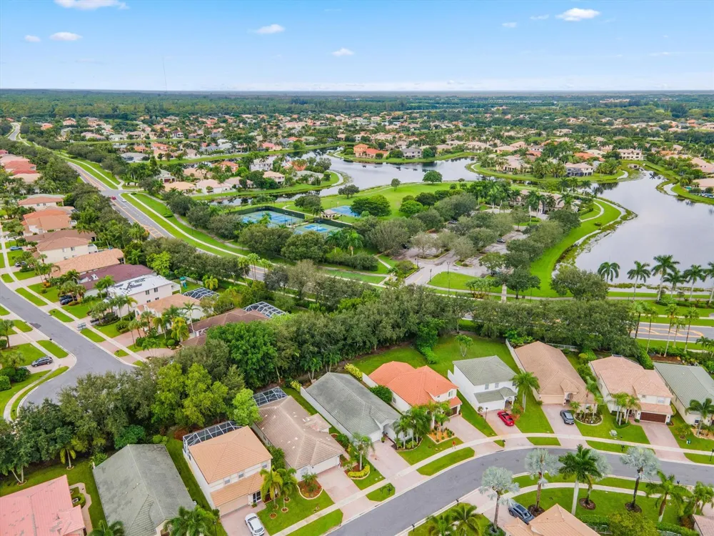 4221 Bluff Harbor Way Wellington, FL 33449