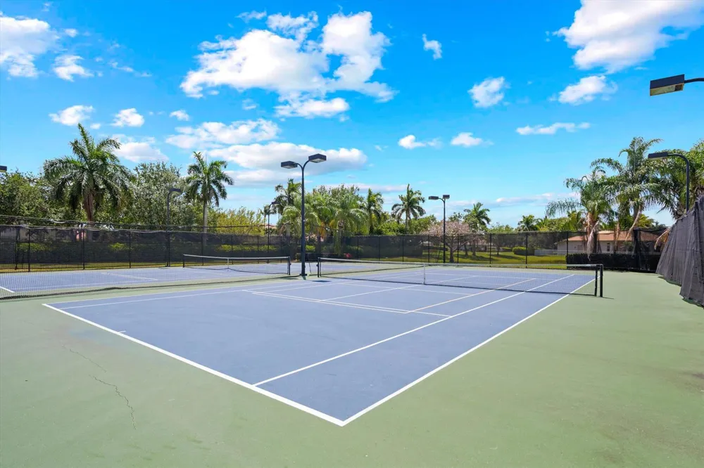 4221 Bluff Harbor Way Wellington, FL 33449
