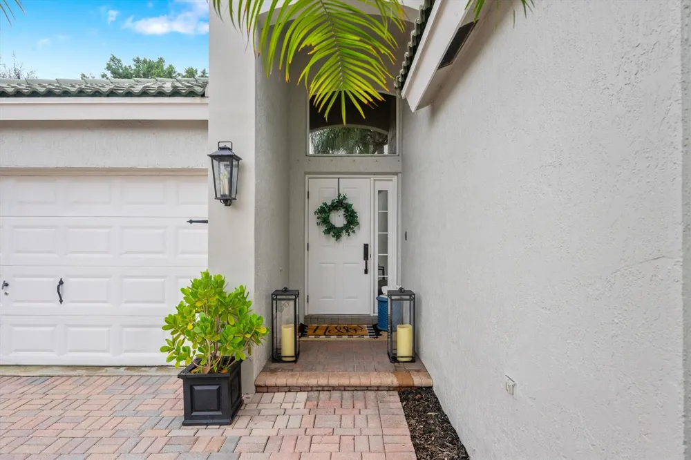 4221 Bluff Harbor Way Wellington, FL 33449