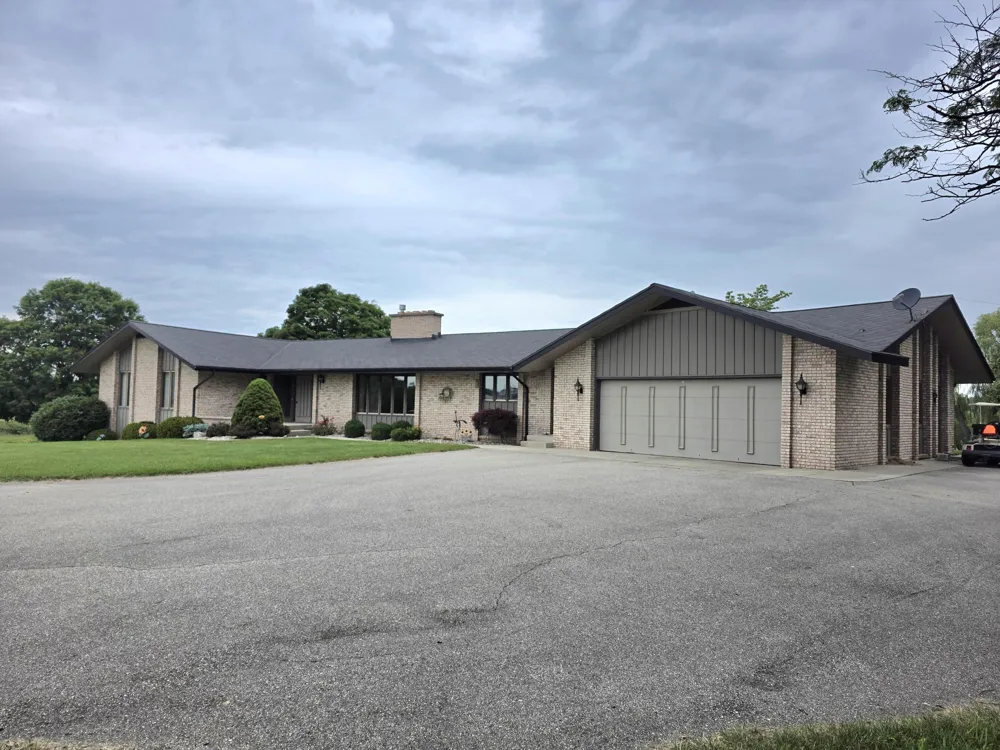 7290 Wingeier Avenue SE Bowne Township, MI 49302