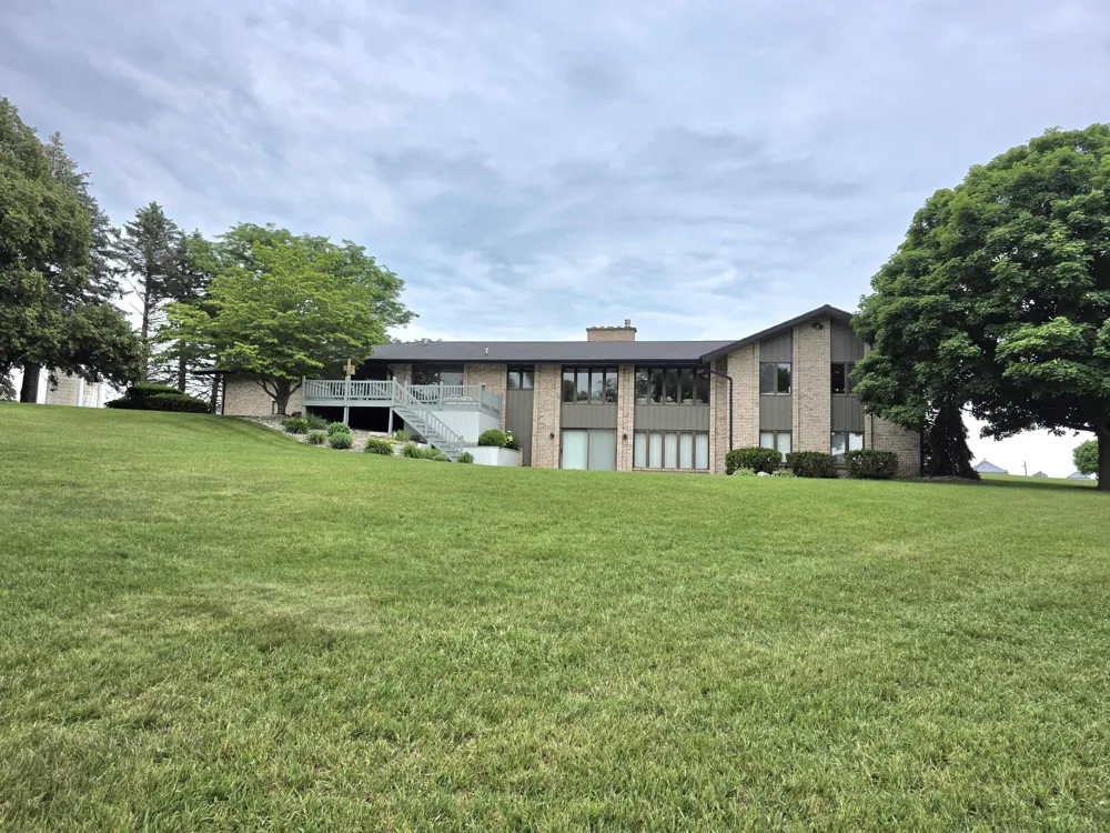7290 Wingeier Avenue SE Bowne Township, MI 49302