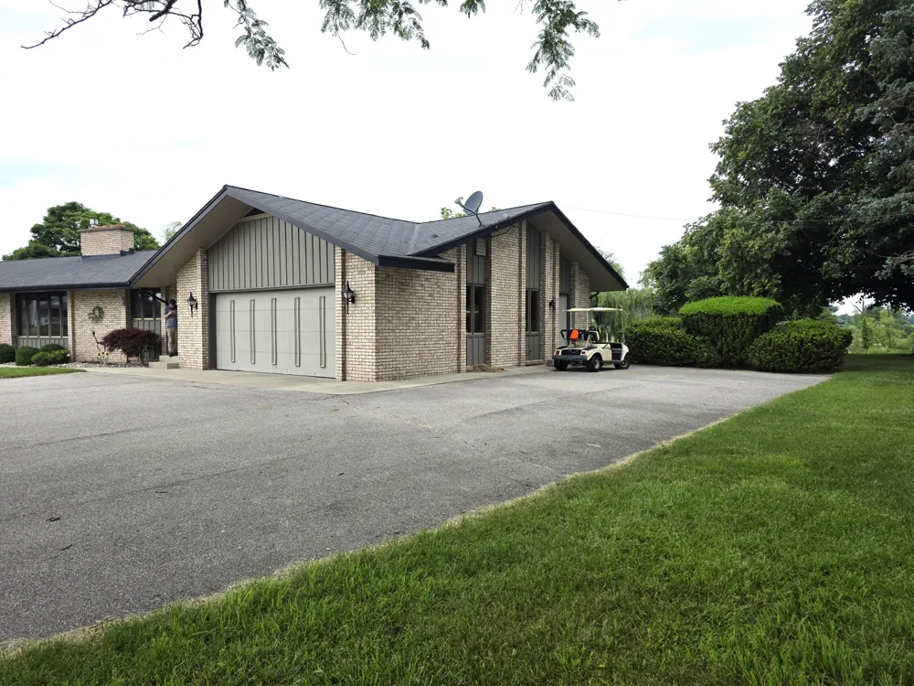 7290 Wingeier Avenue SE Bowne Township, MI 49302