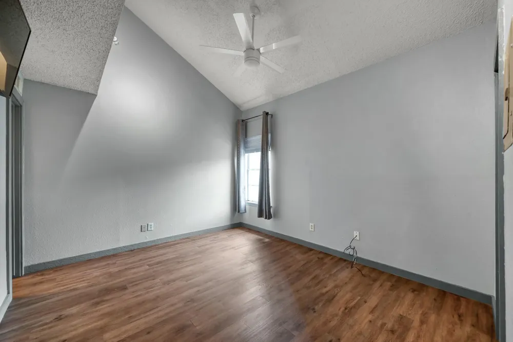 12900 Walden Road #216B Montgomery, TX 77356